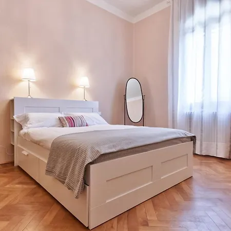 Apartmán Novecento House *